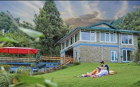 Saffronstays Kasauli Estate Royalty - 5Br Heritage Home With Lawn